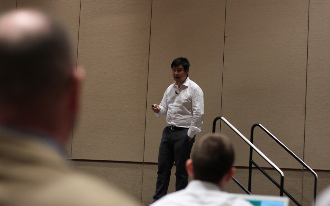 CMC 16 Session Recap: Top 10 Facebook & Twitter Advertising Hacks for Content Marketers from Larry Kim